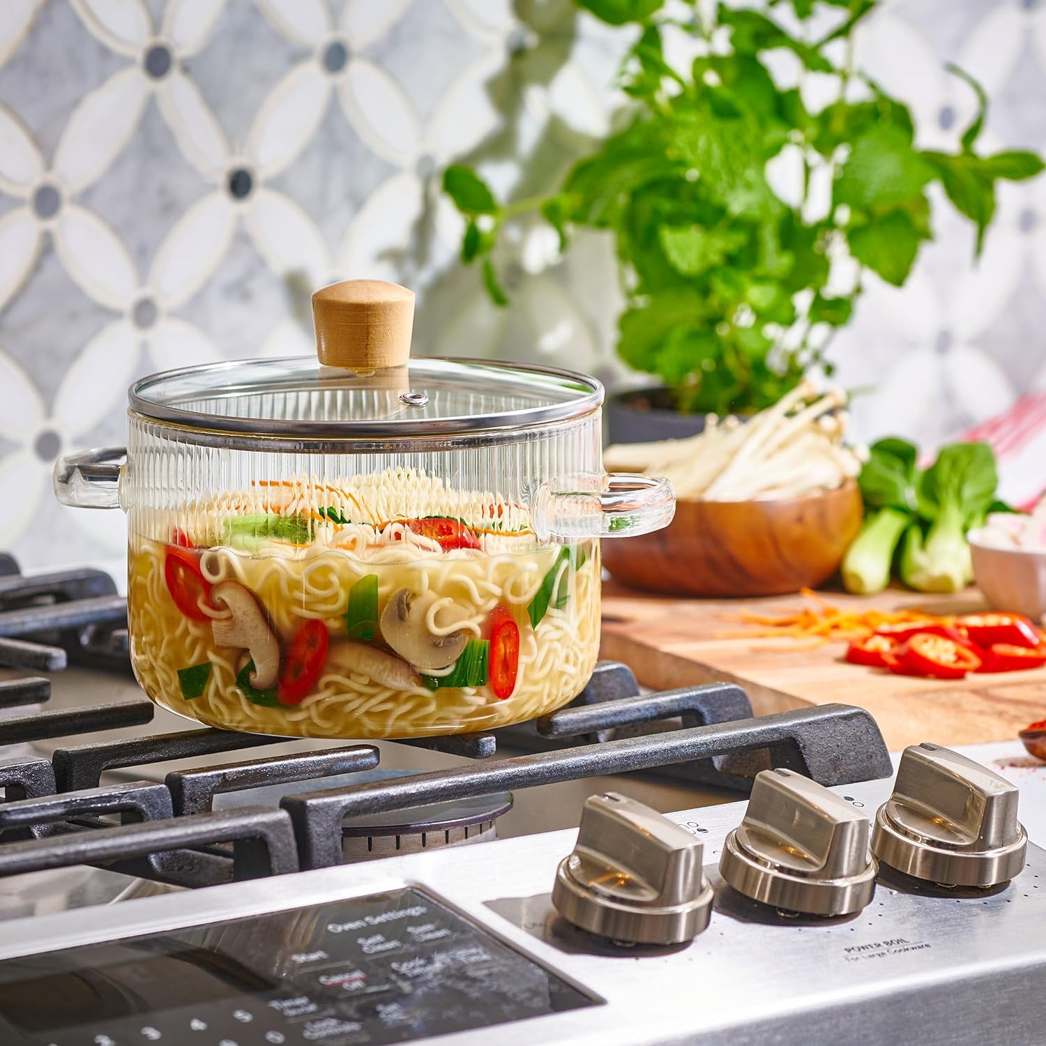 Glass Cooking Pot with Lid, Heat Resistant Cooking Pot, Glass Cookware, Stovetop Pot -1.6L Glass Cooking Pot with Lid, Heat Resistant Cooking Pot, Glass Cookware, Stovetop Pot -1.6L